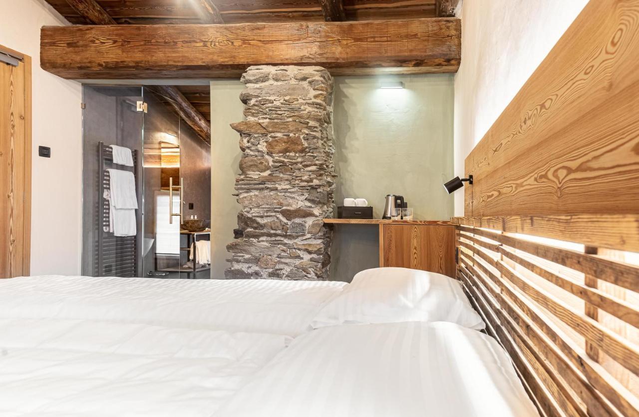 Curt Di Clement Eco Mobility Hotel Tirano